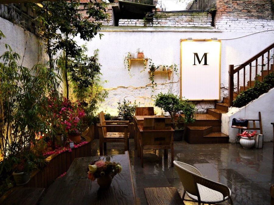MIA Flower Cafe: A Breath of Fresh Air in the City Center